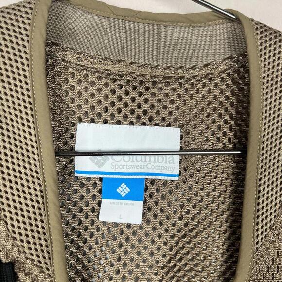 Columbia PFG Performance Fishing Gear Vest Tan Mesh Utility – Size L - Picture 9 of 9